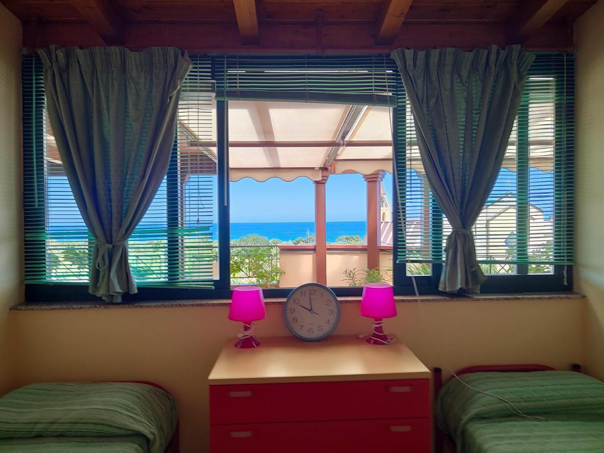 "Appartamento Del Mare Gliaca" Con Vista Isole Eolie,Ampia Terrazza,Wifi E Parcheggio Privato Gratuito Piraino Exteriér fotografie