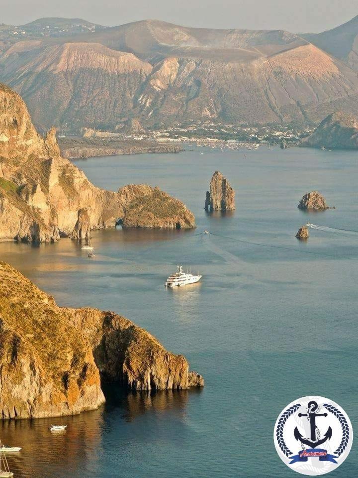 "Appartamento Del Mare Gliaca" Con Vista Isole Eolie,Ampia Terrazza,Wifi E Parcheggio Privato Gratuito Piraino Exteriér fotografie